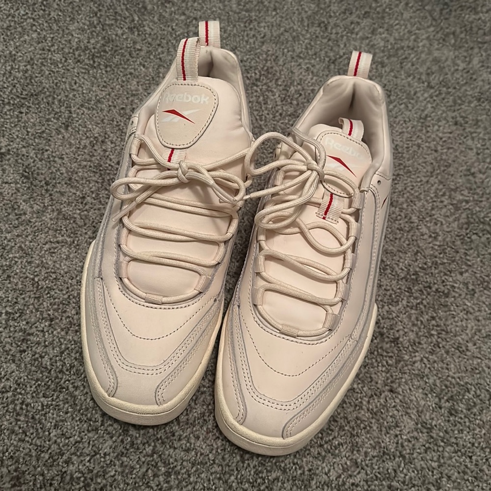 Baby Pink Reebok - Sz 8.5